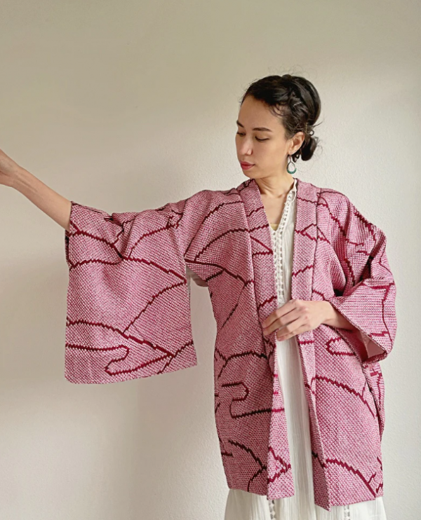 Jaket Kimono dengan Motif Wave